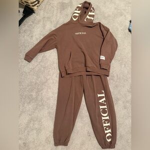 Official boohoo Brown hoodie&Sweatpants set